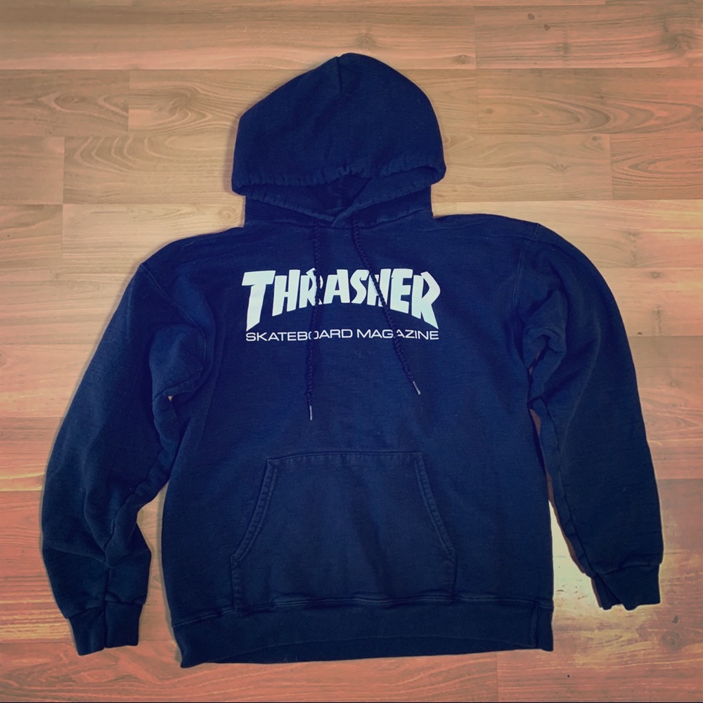 Black thrasher hoodie small